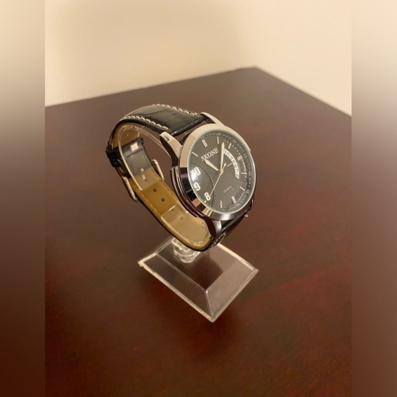 Skone Black Leather Men's Watch - Picture 3 of 3